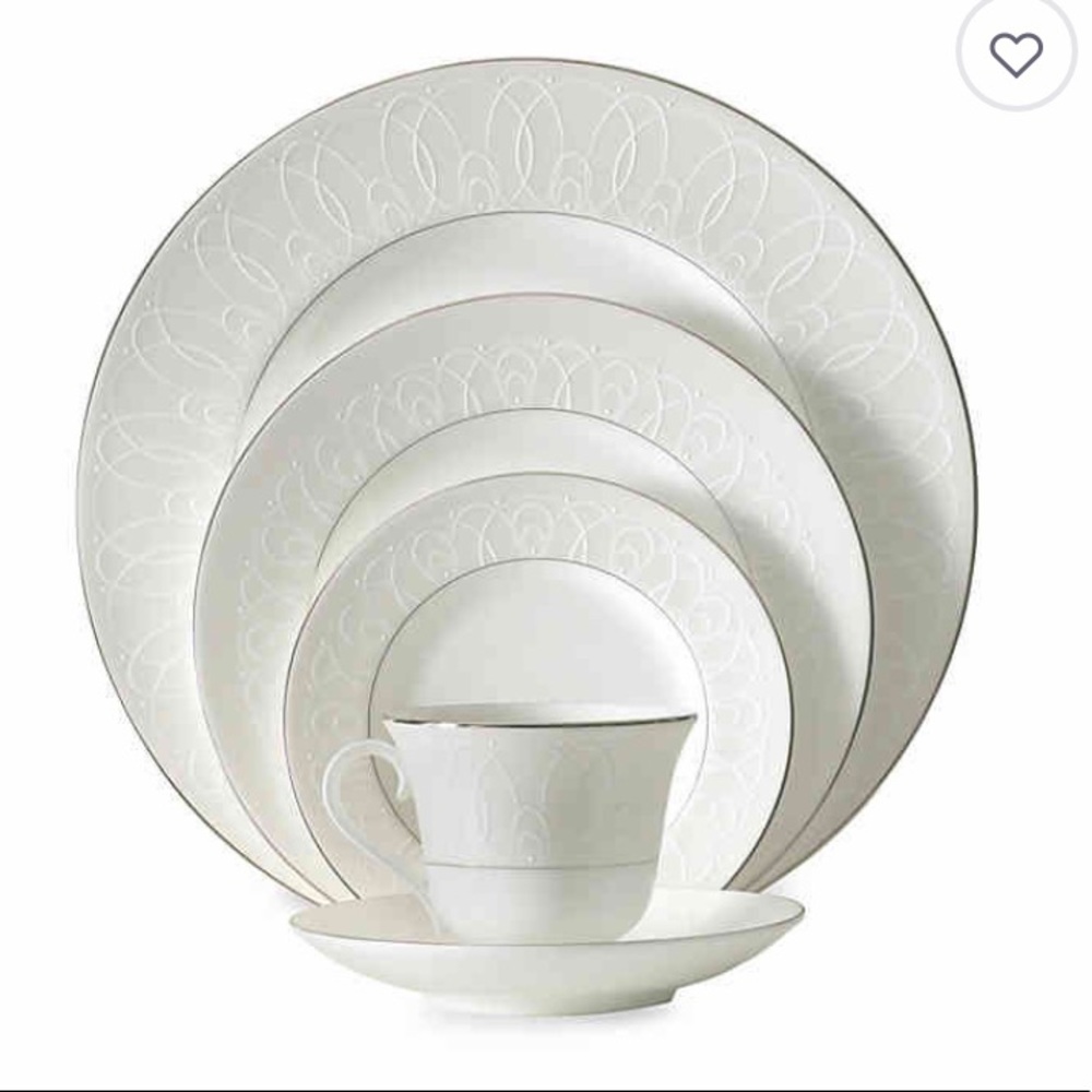 Waterford Ballet Icing Pearl 5 piece China Set